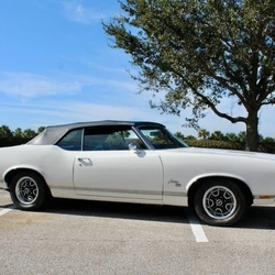 Olds Cutlass 1971 Convertible